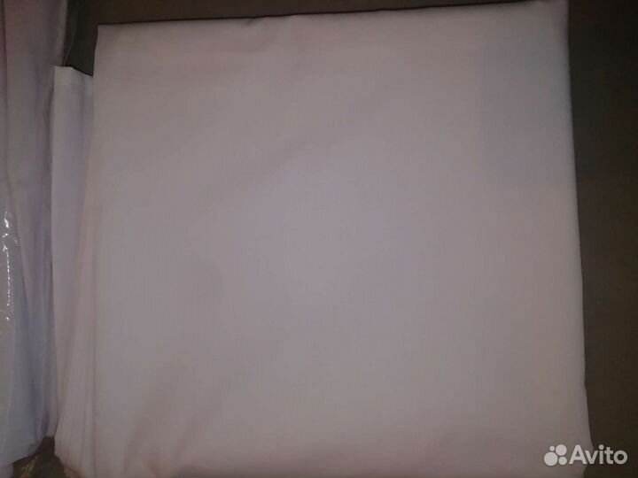 Простынь новая, размер 211*217 см, 4 шт