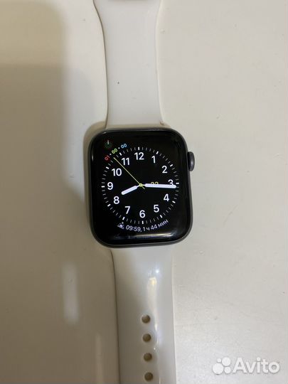 Часы apple watch 4 44mm