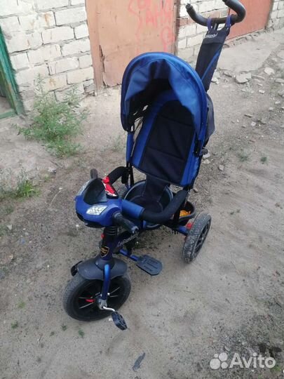 Трехколесный велосипед