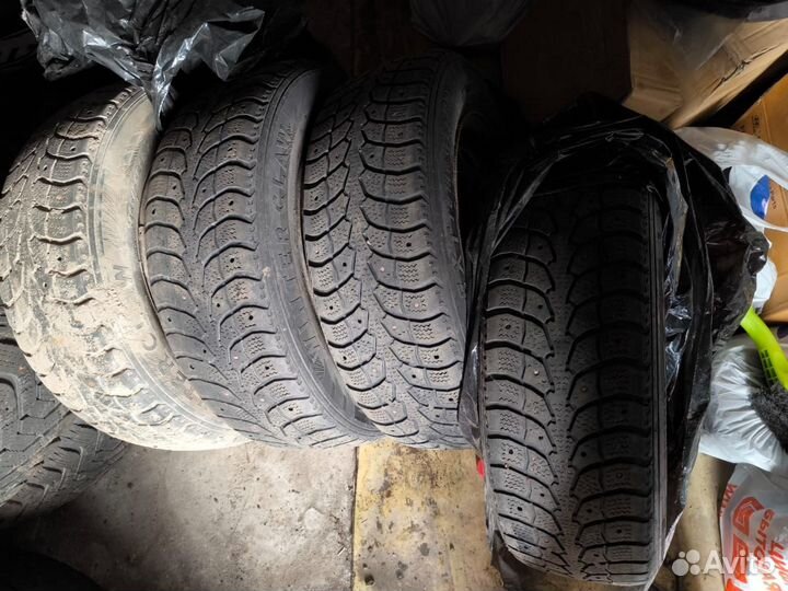 Interstate Winter Claw Extreme Grip MX 185/65 R15 88T