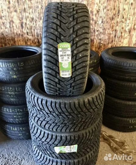 Nokian Tyres Hakkapeliitta 8 SUV 295/40 R20 110T