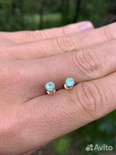 Серьги пусеты с уральским изумрудом