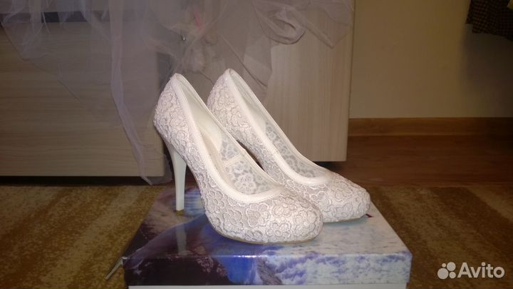 Женские туфли