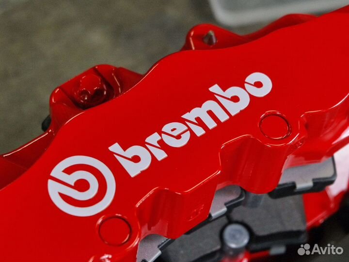 Тюнинг тормозов Porsche Macan Brembo GT8 передних