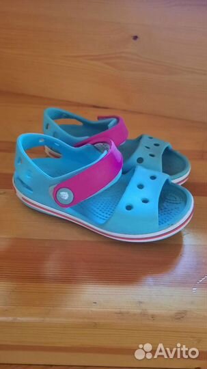Сандалии детские crocs