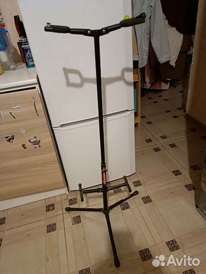 Стойка для гитар