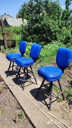 Барные стулья