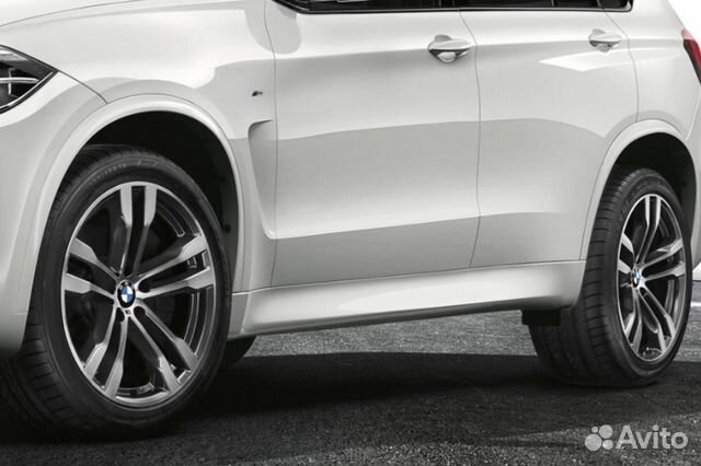 Разноширокий комплект R20 468M стиль на BMW X5, X6
