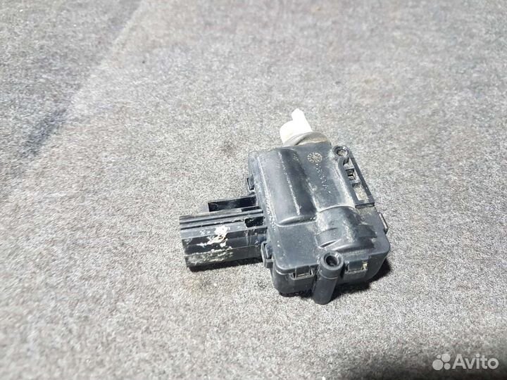 Активатор лючка бензобака ford C-MAX