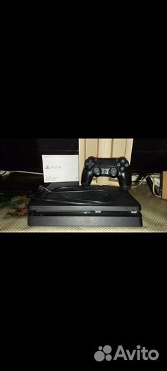 PS4 слим в идеале пломба на месте.коробка, диск