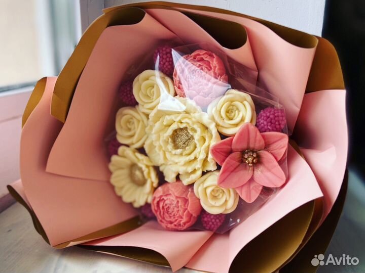 Шоколадные букеты к 8 марта