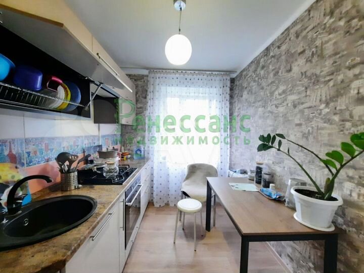 3-к. квартира, 60 м², 3/5 эт.