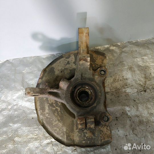 Поворотный кулак Mitsubishi lancer 10 X