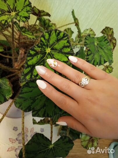 Наращивание ногтей на дому