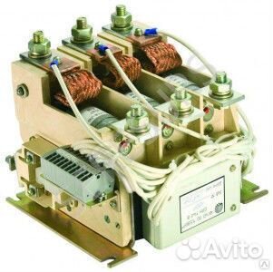 Контактор вакуумный