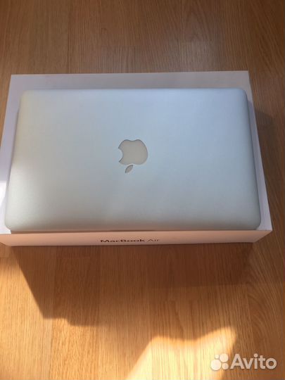 Как новый Apple macbook air 11 i5 полный комплект