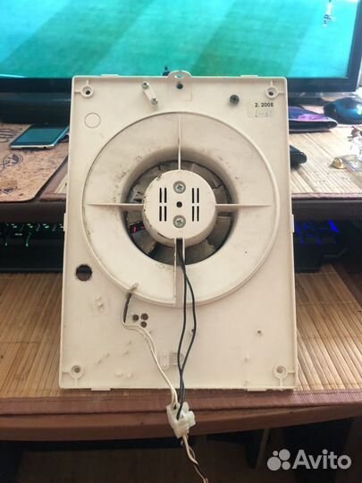 Вентилятор вытяжной 98м.кв/час Vents и 150FZY2-D