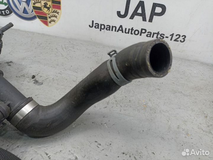 Патрубок системы охлаждения Volkswagen Touran 1T