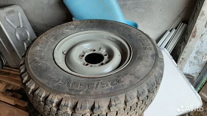 Колеса зимние УАЗ 225 85 r15 5шт