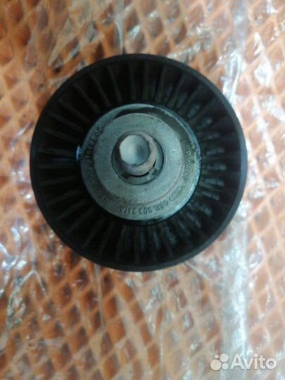 Ролик обводной Audi A6 C6 4F ccea 2010