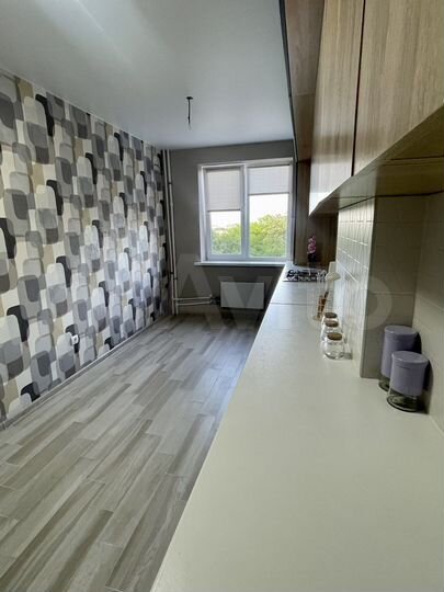 2-к. квартира, 55 м², 6/10 эт.