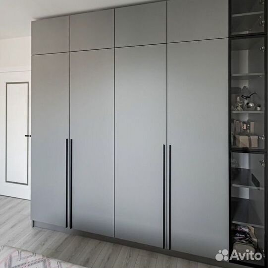 Шкафы на заказ распашные