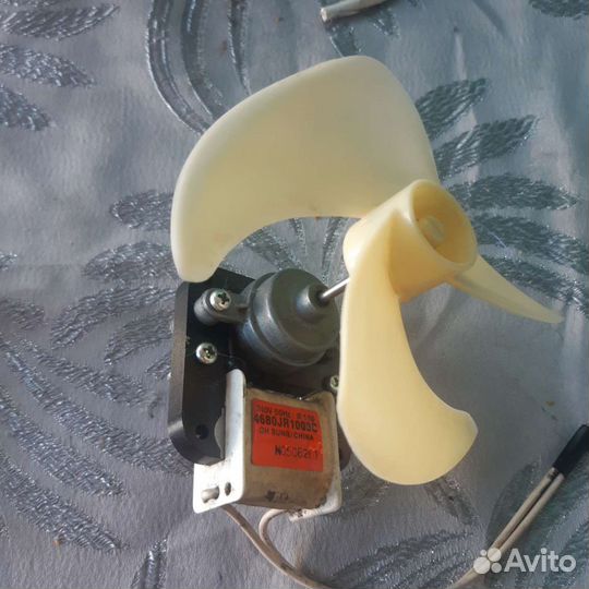 Вентилятор охлаждения холодильника