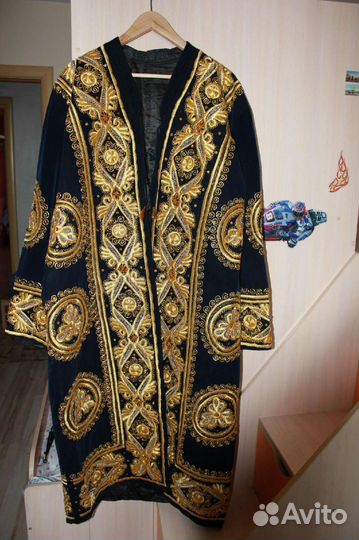 Национальный халат