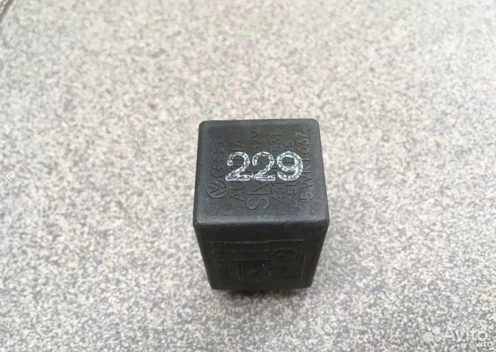 Реле дворников Audi Volkswagen Seat