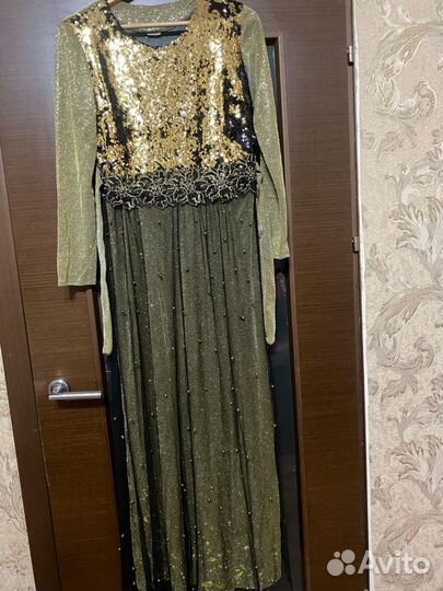 Вечернее платье