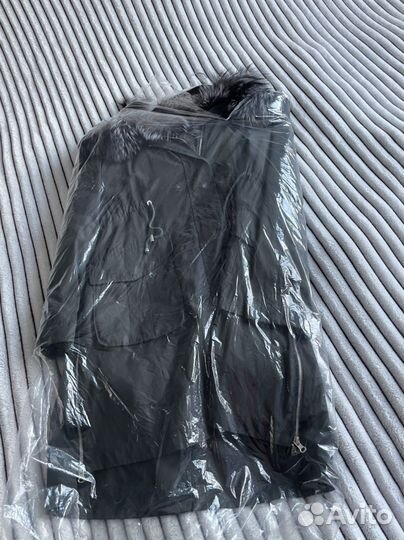 Парка с натуральным мехом бу