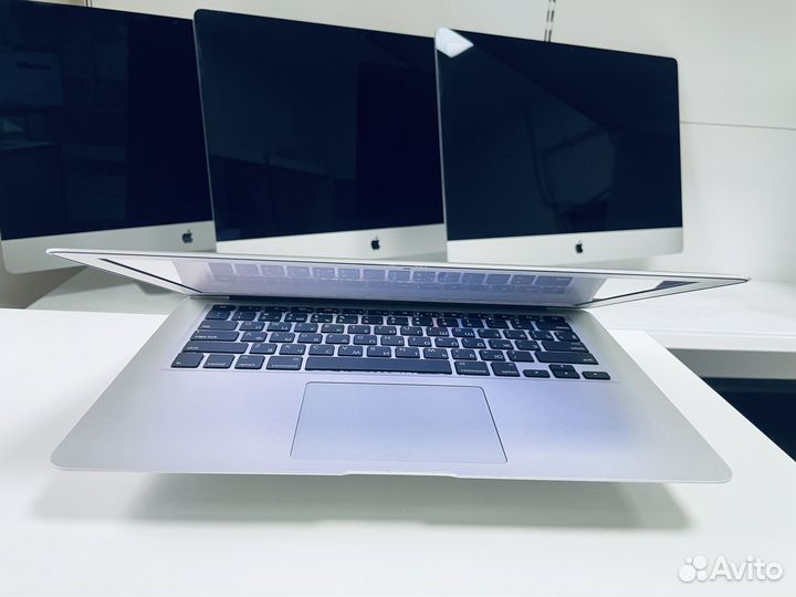 MacBook Air 13 (2015) i5 1.6 8 Ram 128 SSD (Э-799)