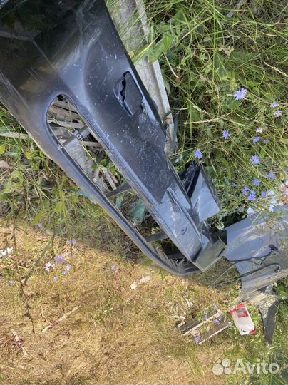 Бампер и крыло