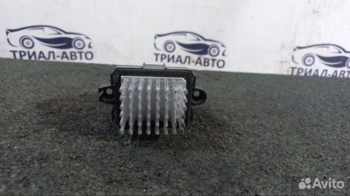Резистор печки Opel Astra J хэтчбек A16XER 1