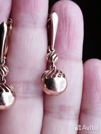 Золотые серьги