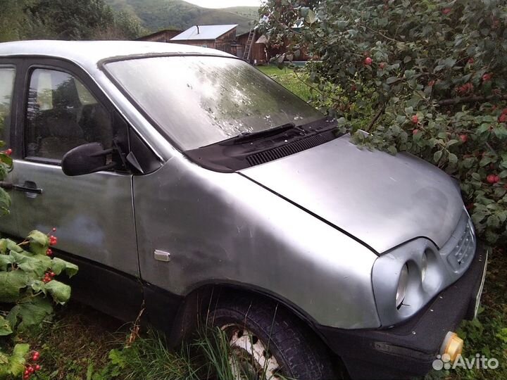 ВАЗ 2120 Надежда 1.8 МТ, 2001, 123 000 км