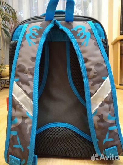 Рюкзак школьный новый