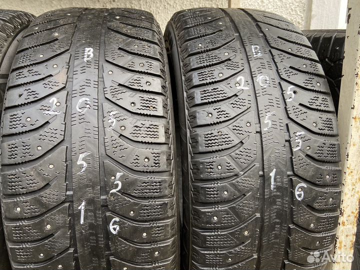 Bridgestone Ice Cruiser 7000 205/55 R16 91T