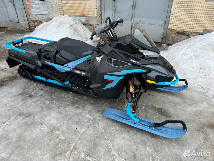 BRP Lynx Commander RE 900 ACE Turbo R 2024