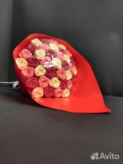 Розы из Белого Шоколада - 37 шт в Букете