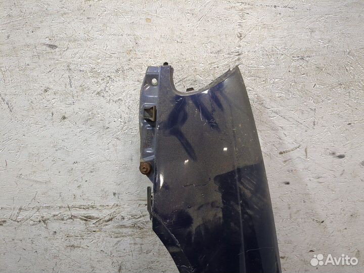 Крыло Toyota Avensis 1, 2001