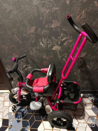 Трехколесный велосипед розовый с ручкой