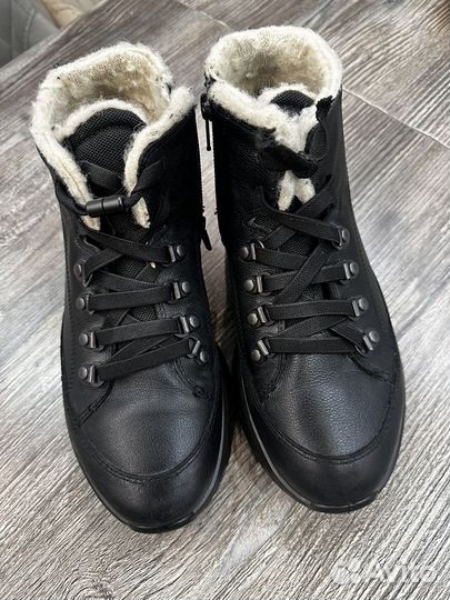 Ботинки меховые