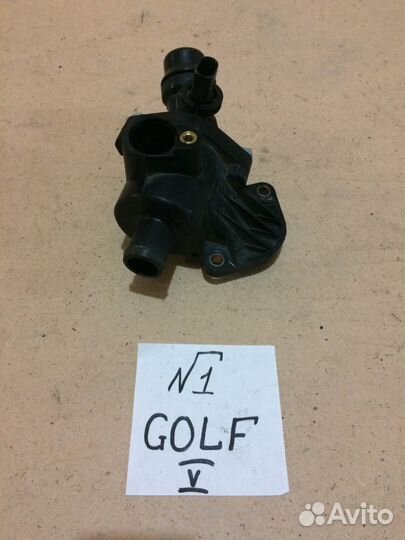 Термостат Volkswagen Golf V 06F121111