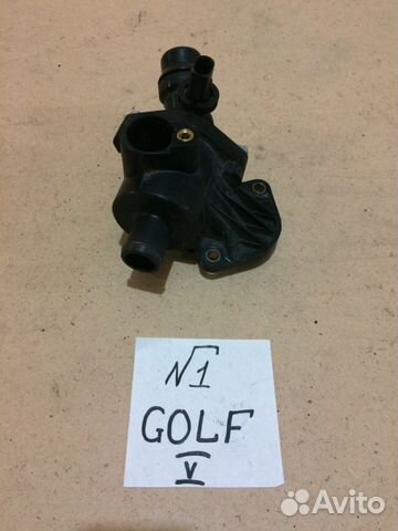 Термостат Volkswagen Golf V 06F121111