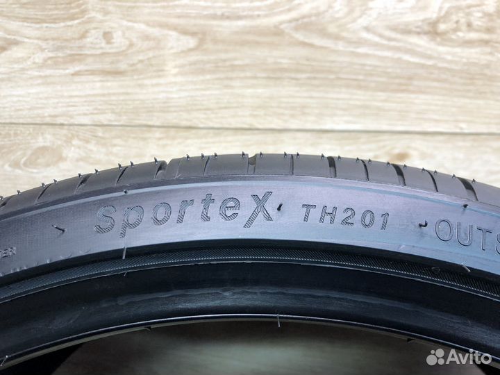 Triangle Sports TH201 275/30 R21