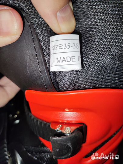 Продам роликовые коньки