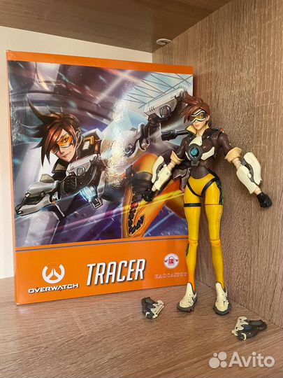 Tracer. Overwatch. Коллекционная фигурка