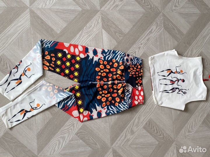 Костюм для фитнеса женский