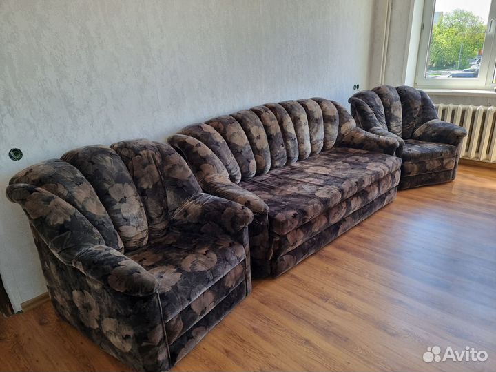 Диван и 2 кресла